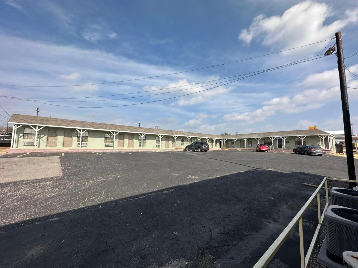 Llano Motel Esterno foto